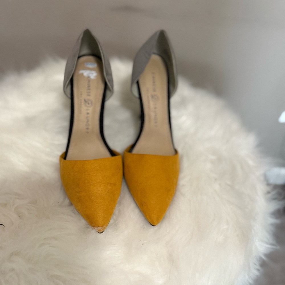 Chinese Laundry Yellow and Gray Heels
